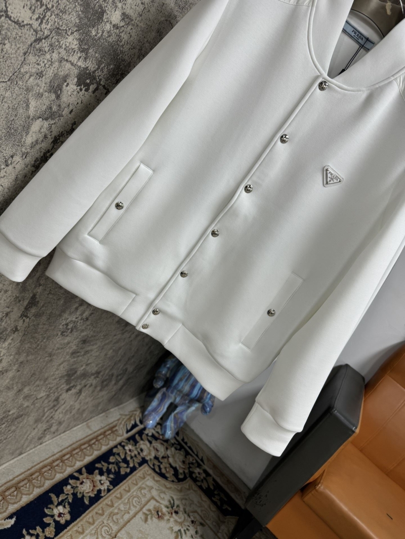 Pra*a outwear